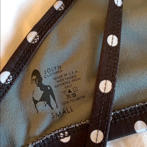 JOLYN pin dot fixed back top - Picture 2 of 3